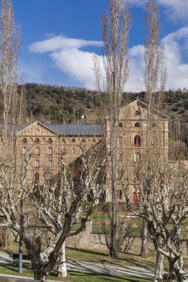 Parador De Ла-Сеу-д'Уржель Екстер'єр фото